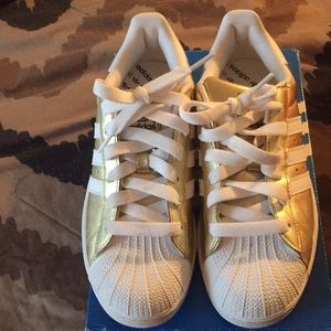 White n gold Shell top Adidas